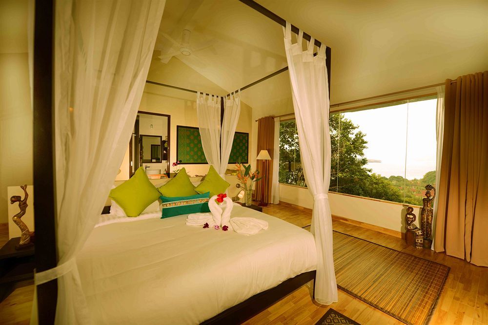 Ambong Rainforest Retreat Pantai Tengah  Ngoại thất bức ảnh