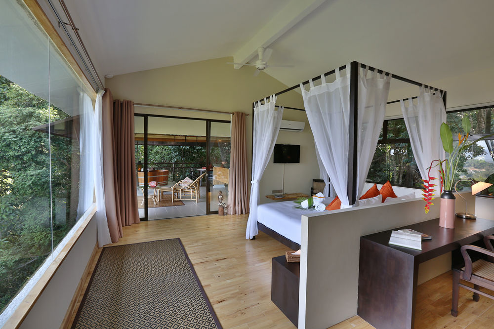 Ambong Rainforest Retreat Pantai Tengah  Ngoại thất bức ảnh